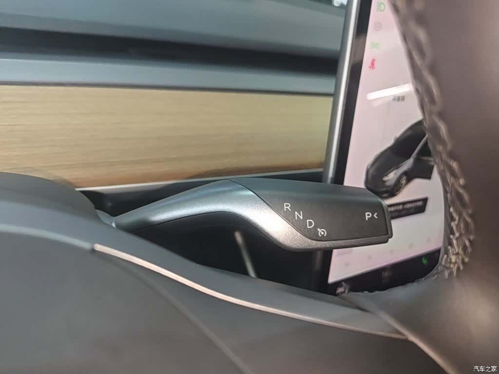 Tesla Model 3, 2019 14