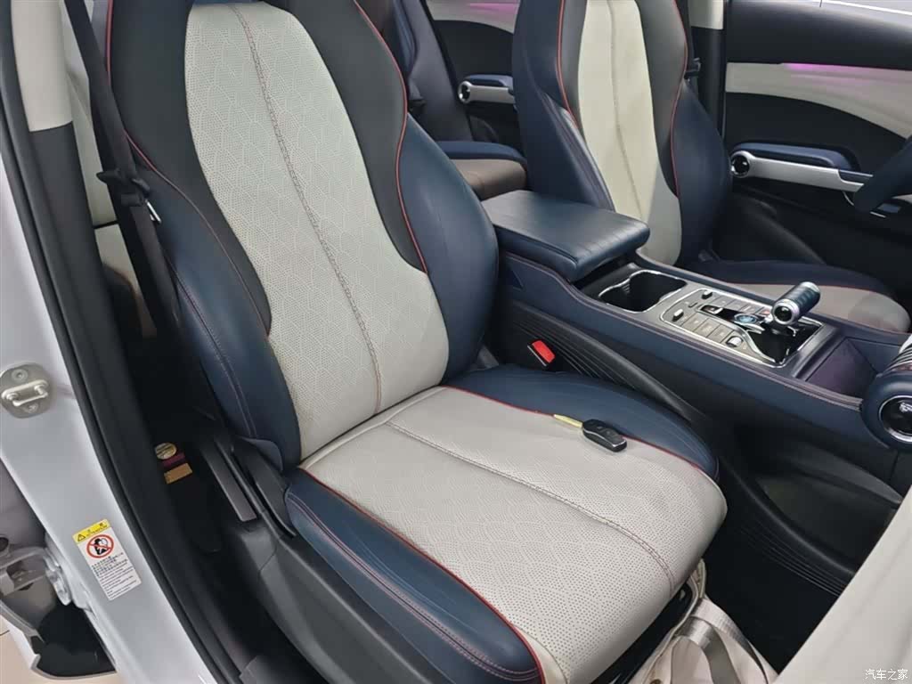 BYD Yuan, 2022 25