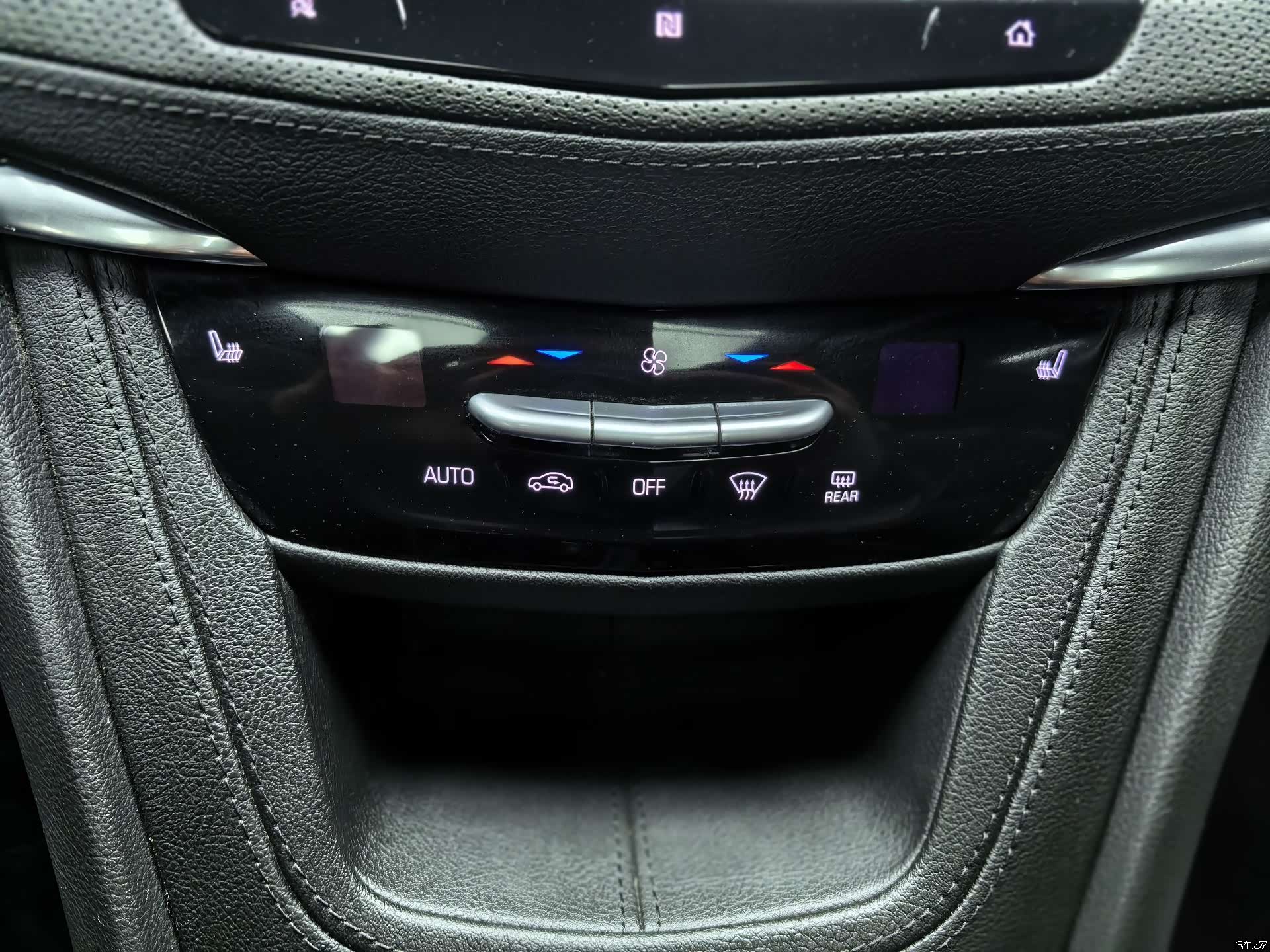 Cadillac XT5, 2021 15