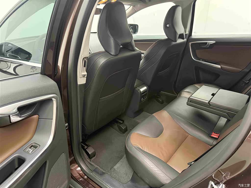 Volvo XC60, 2017 9