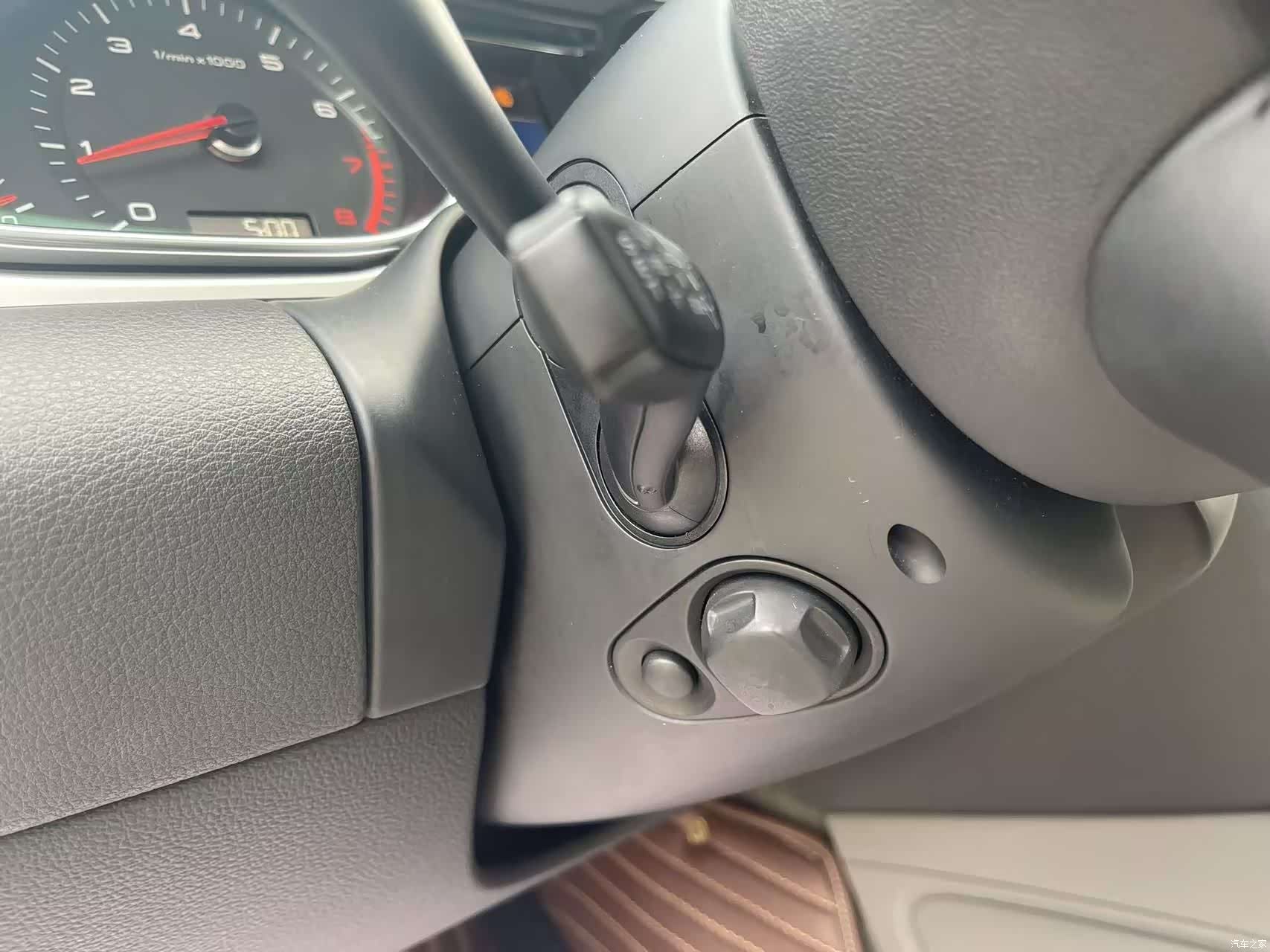Audi Q7, 2012 24