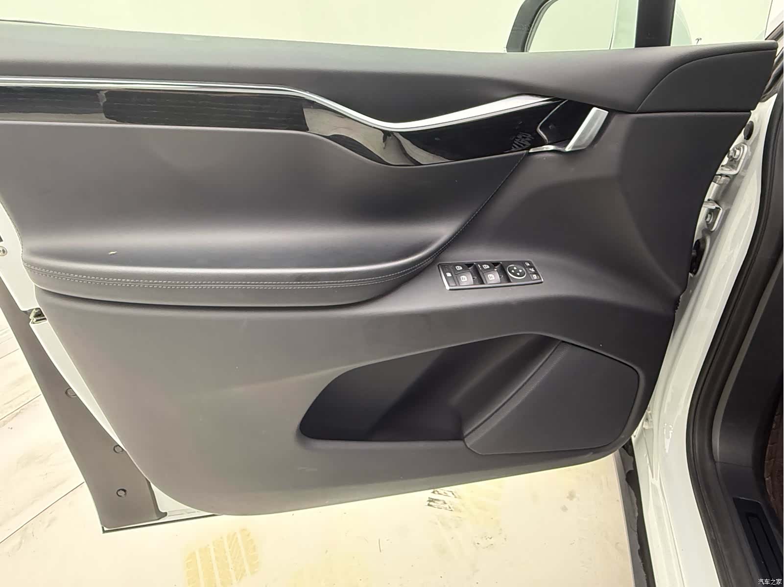 Tesla Model X, 2018 20