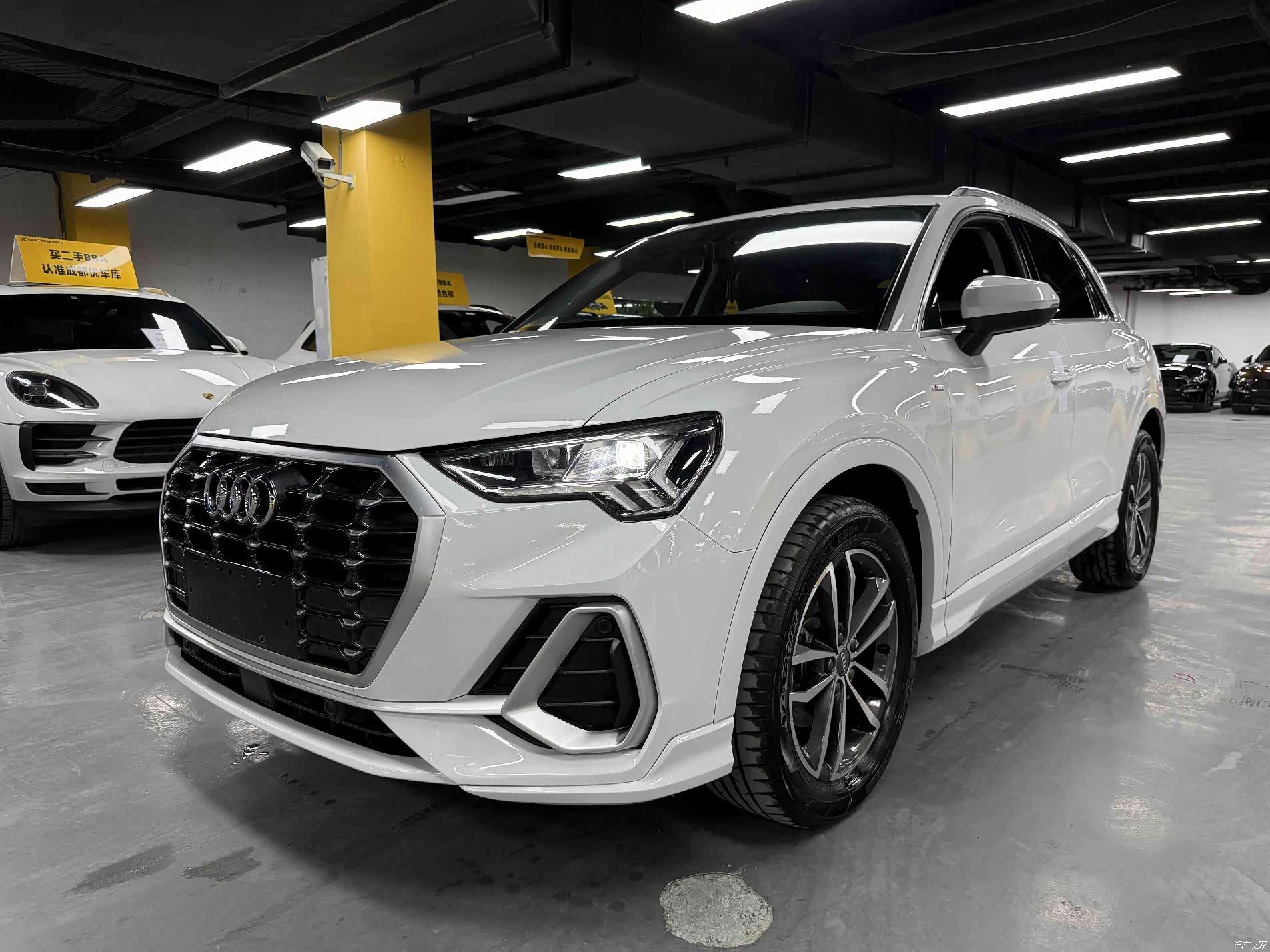 Audi Q3, 2021 1