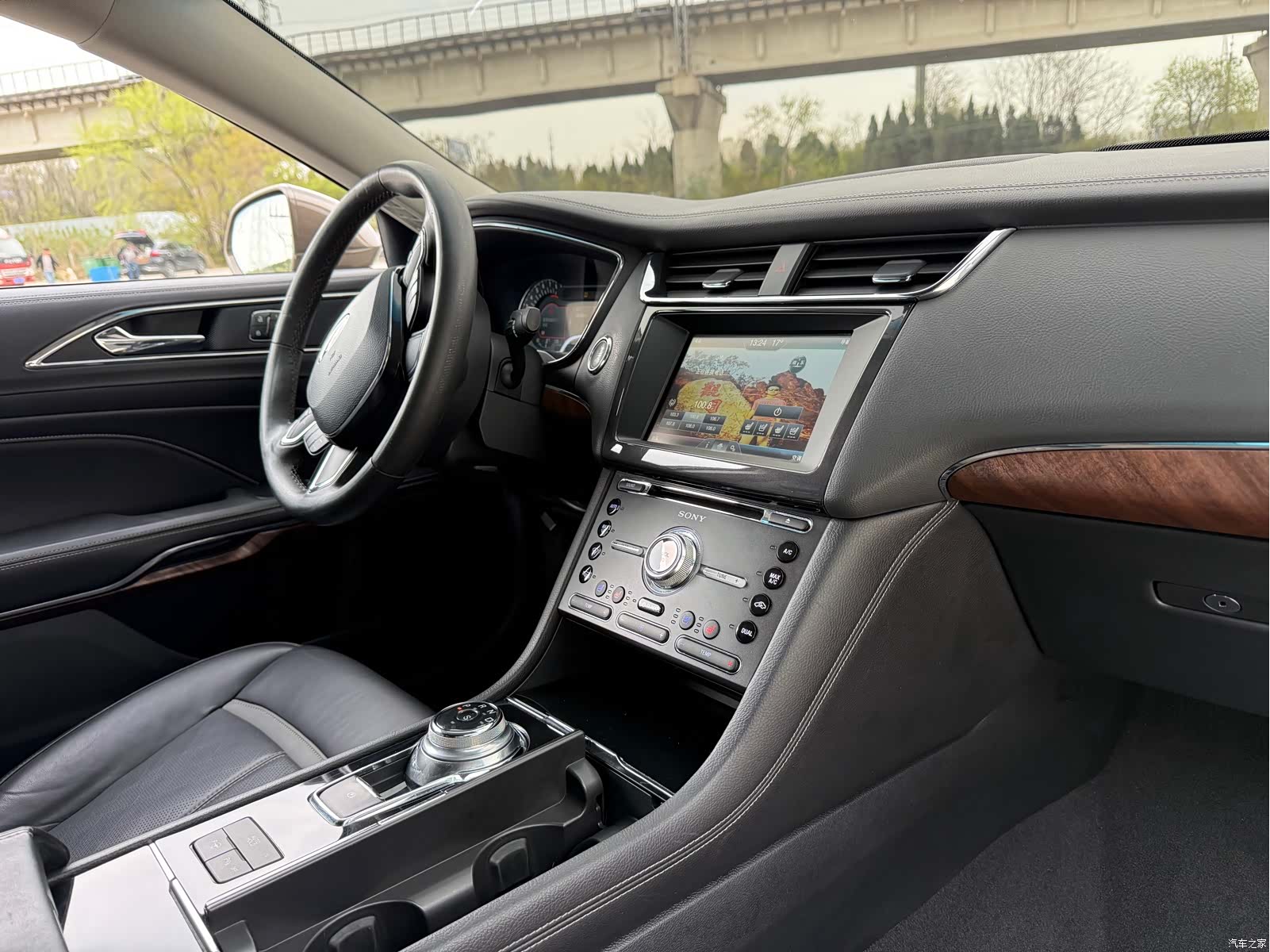 Ford Taurus, 2016 9