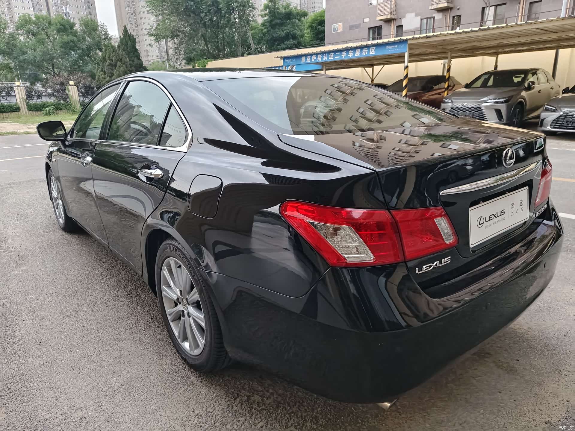 Lexus ES, 2009 4