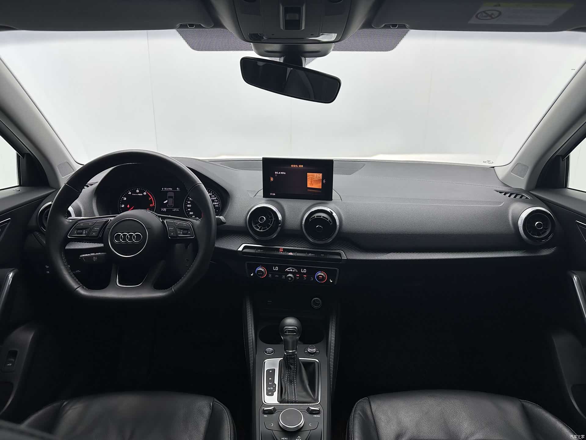 Audi Q2L, 2022 7