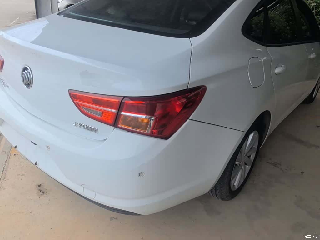 Buick Verano, 2017 8