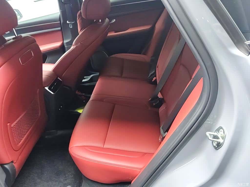 AITO M5, 2025 17