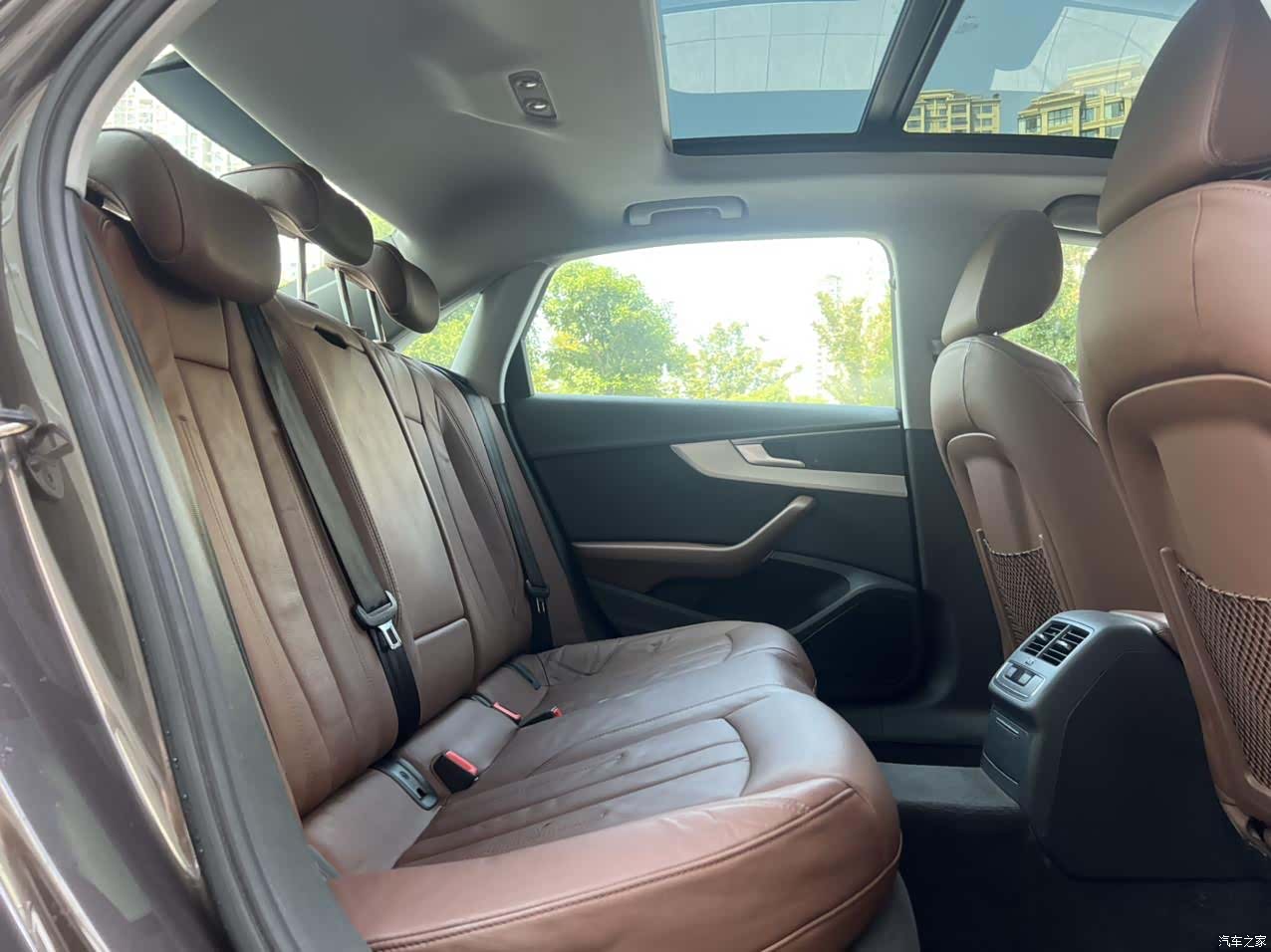 Audi A4L, 2018 7