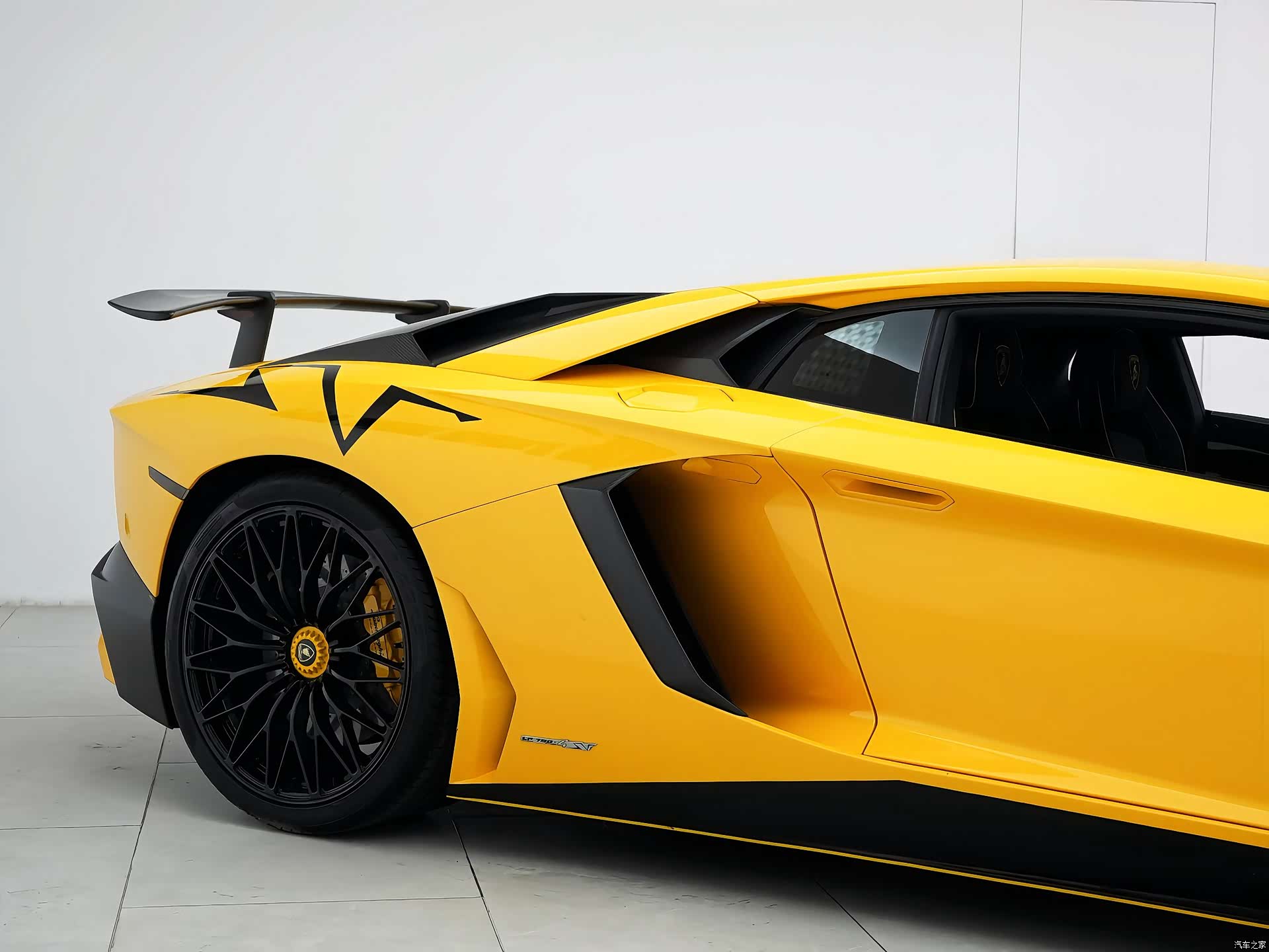 Lamborghini Aventador, 2016 14