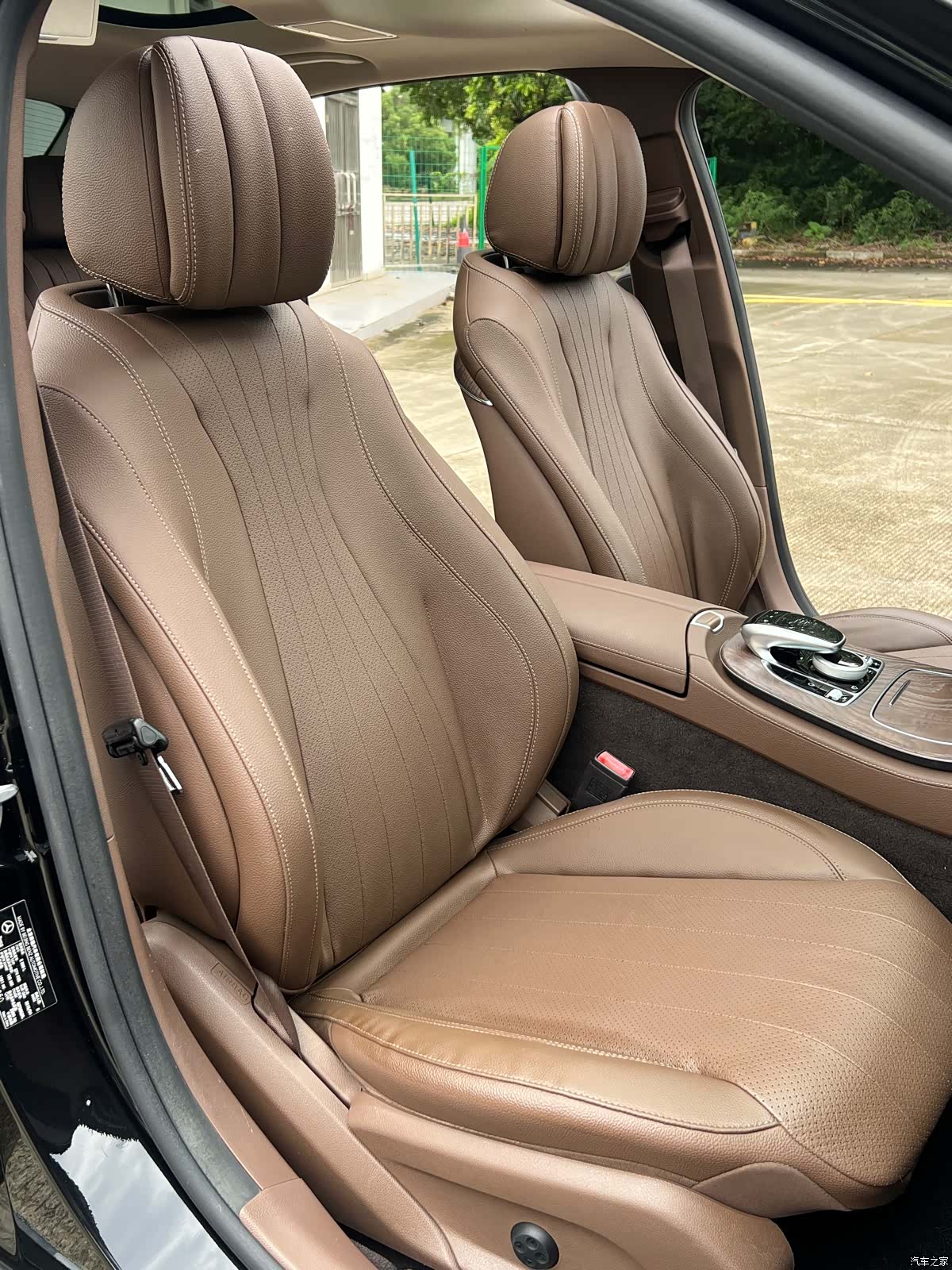 Mercedes-Benz E-Class, 2018 11