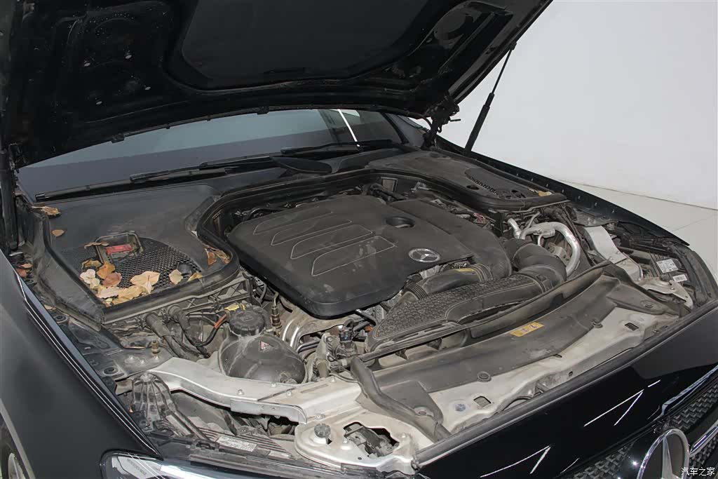 Mercedes-Benz E-Class, 2023 13