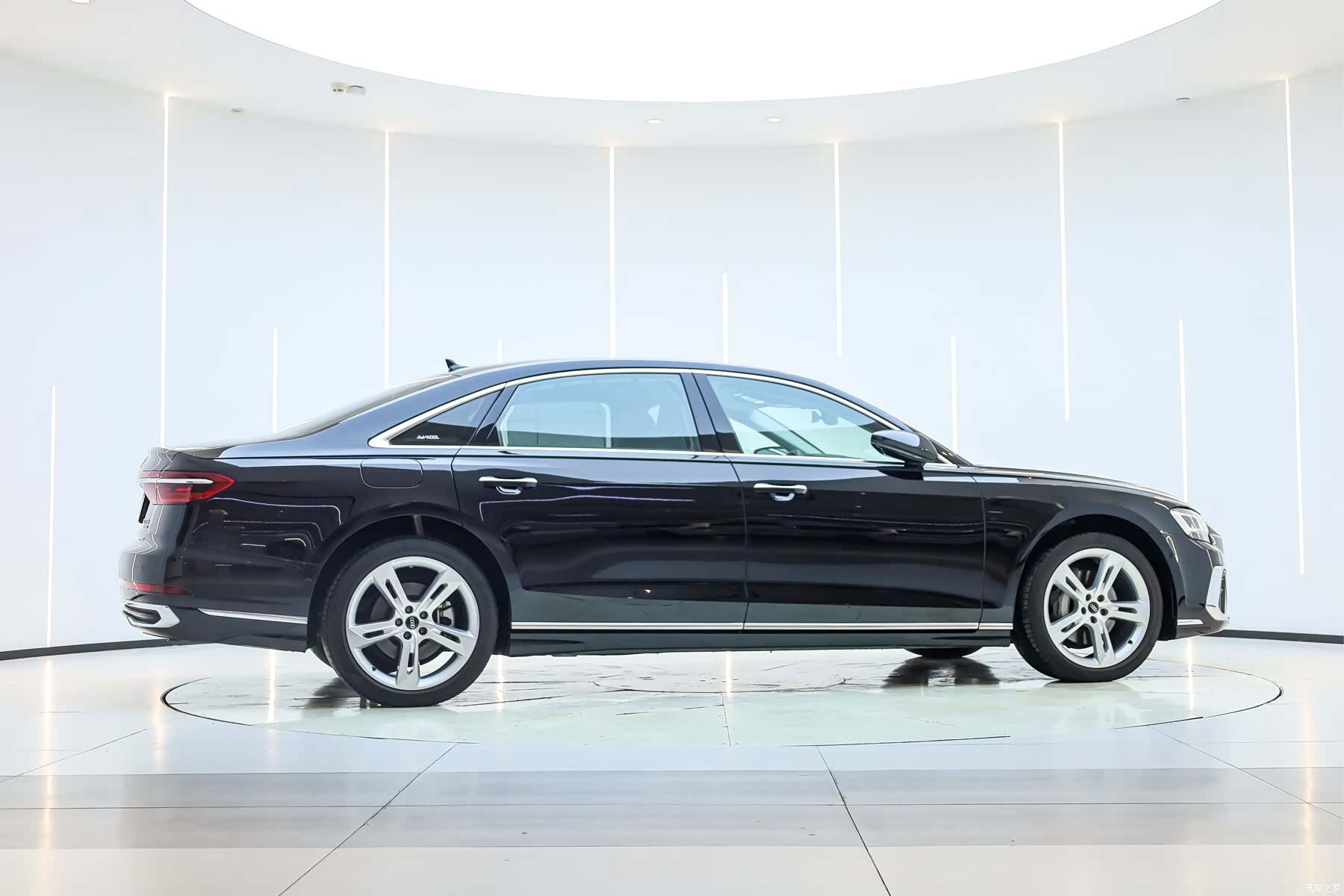Audi A8L, 2023 7