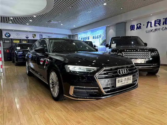 Audi A8 2018 — купить из Китая под заказ