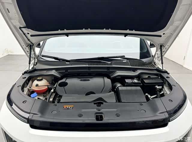 Geely Icon, 2023 17