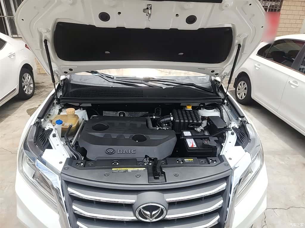 BAIC S6, 2016 20