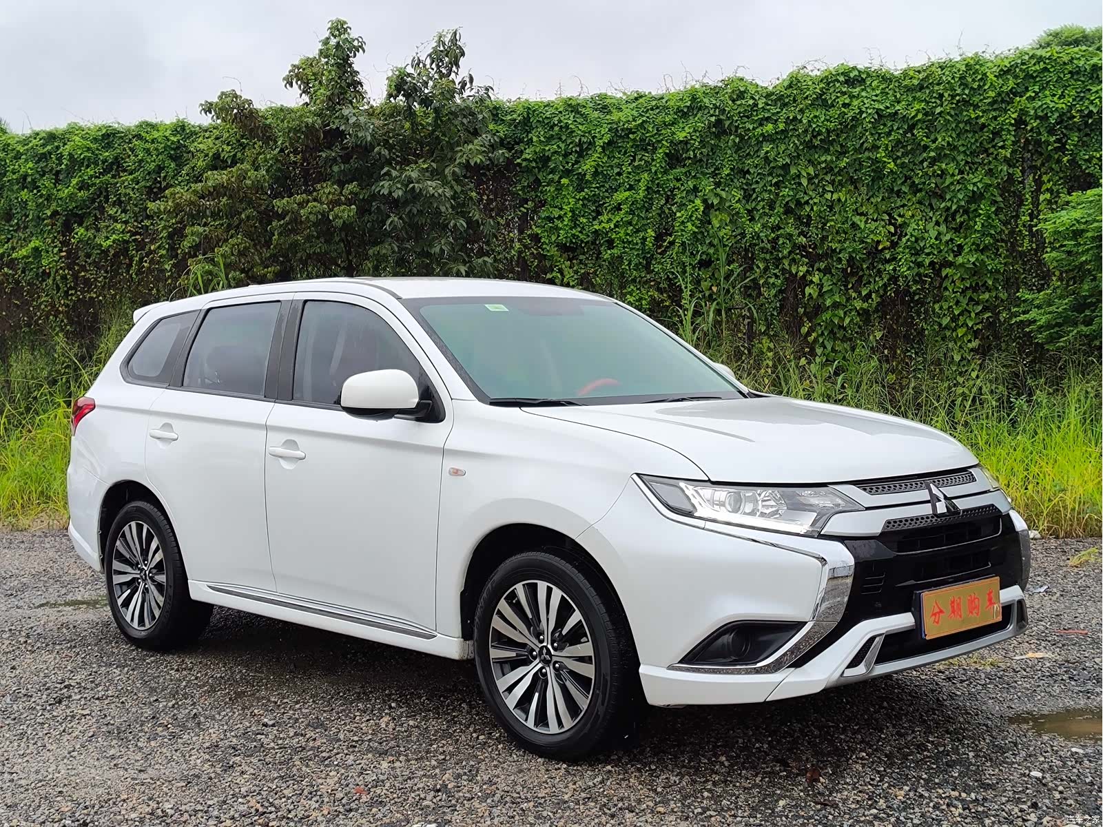 Mitsubishi Outlander, 2022 3