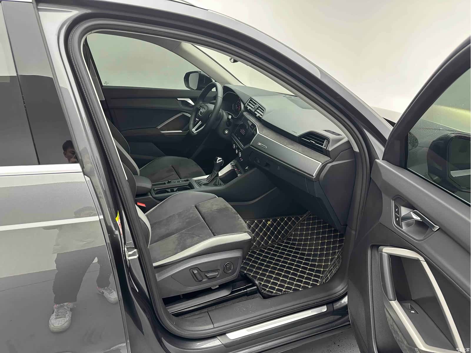 Audi Q3, 2022 7