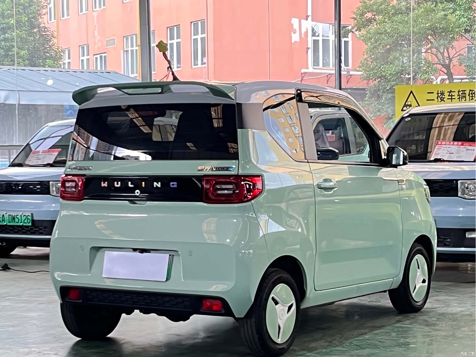 Wuling MINIEV, 2022 6