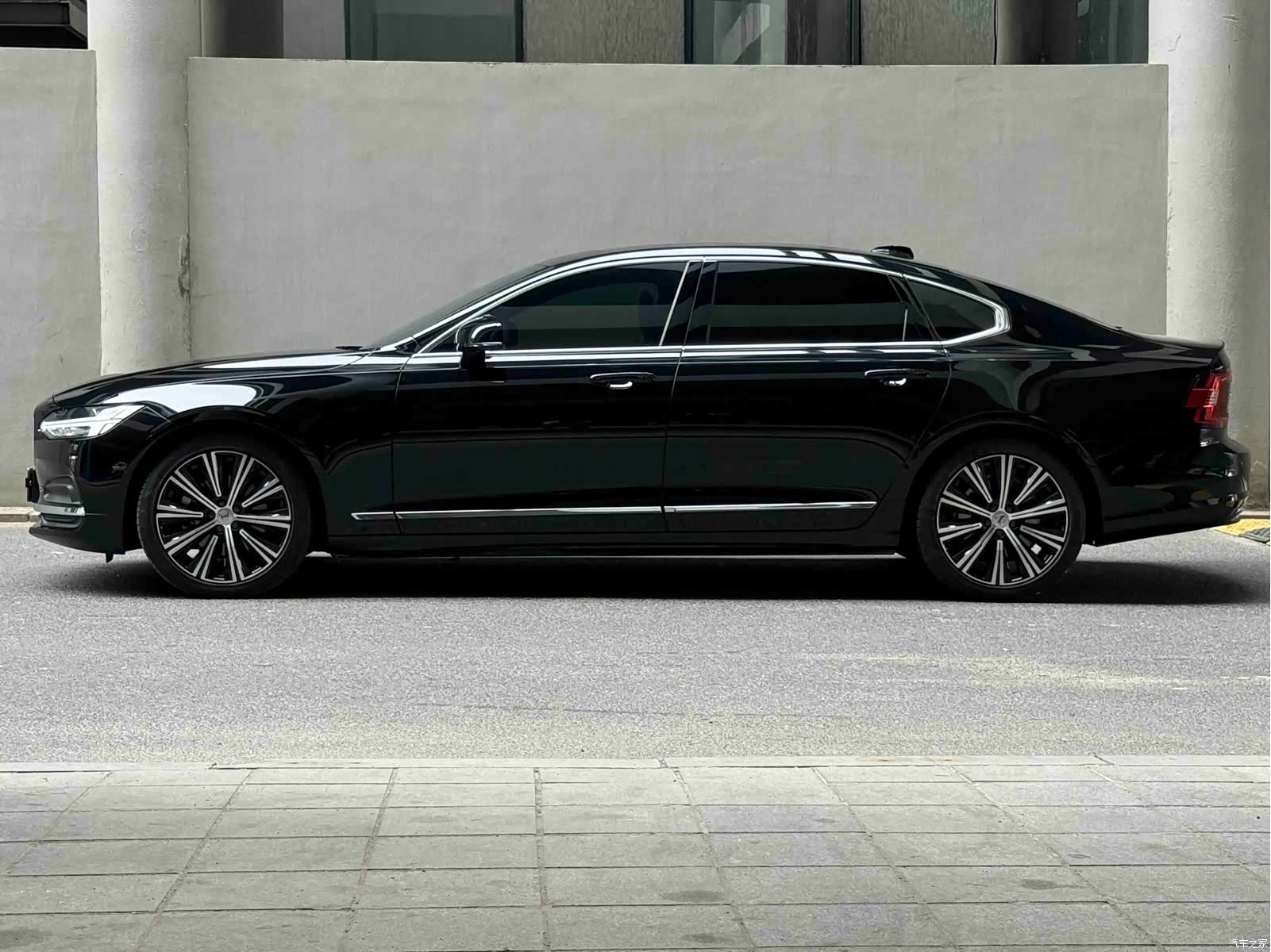 Volvo S90, 2024 3