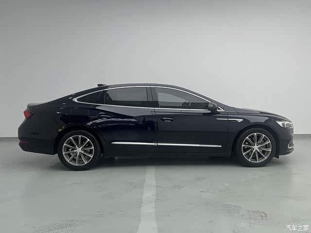 Buick LaCrosse, 2021 все фото