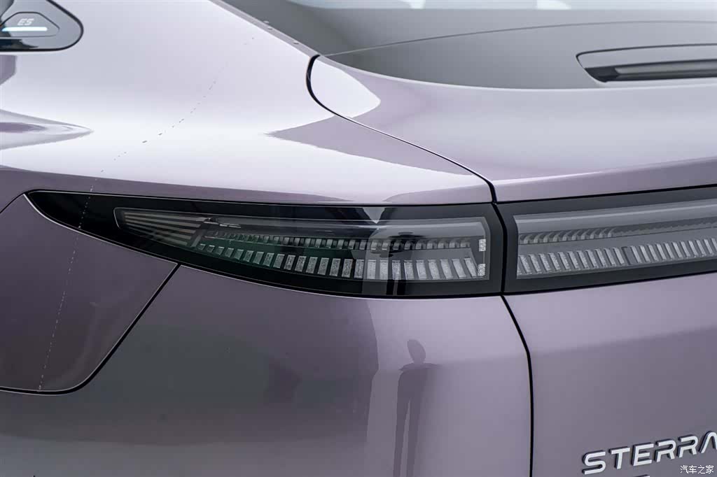 Exeed ES, 2025 11