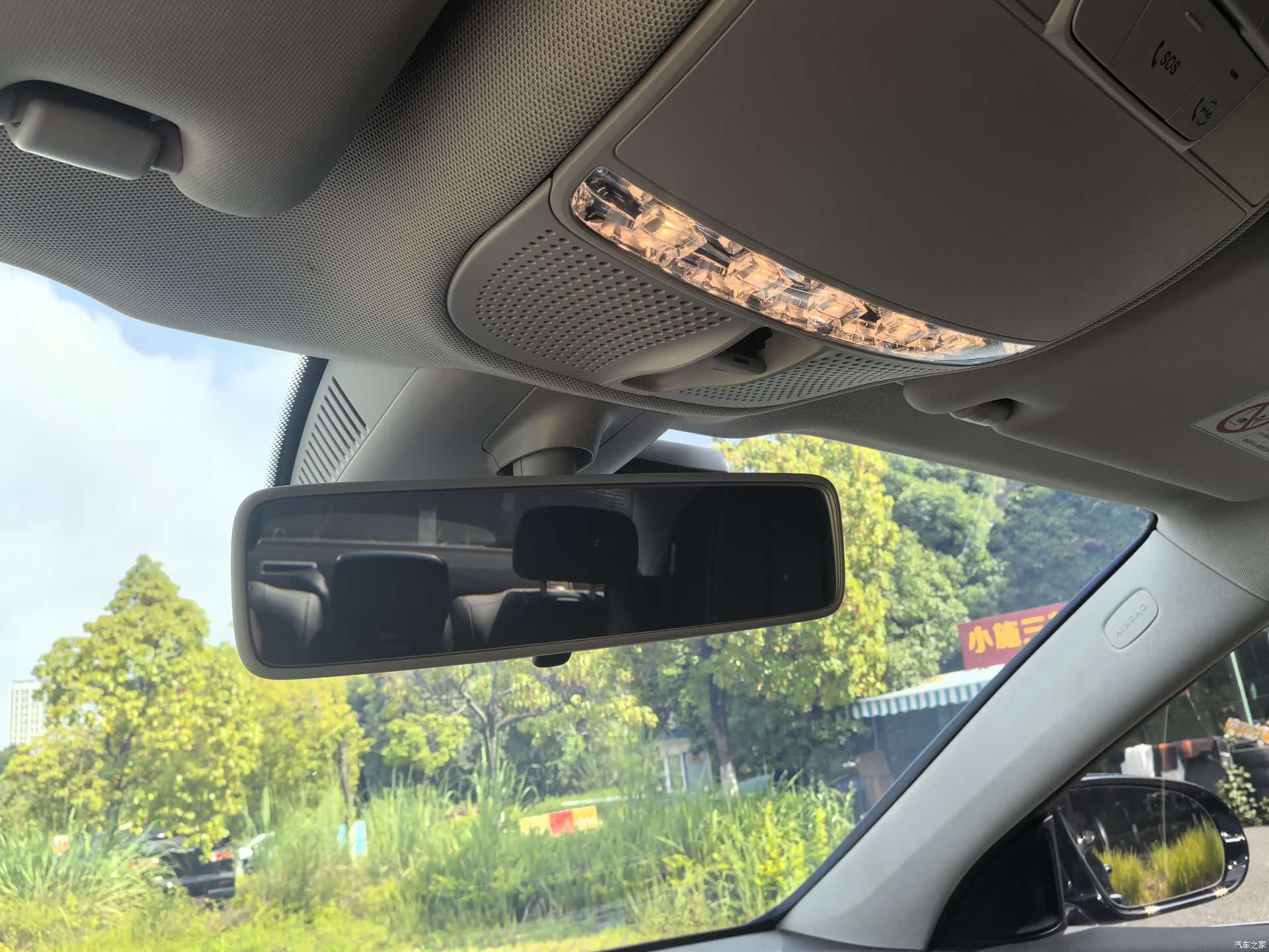 Mercedes-Benz E-Class, 2019 15