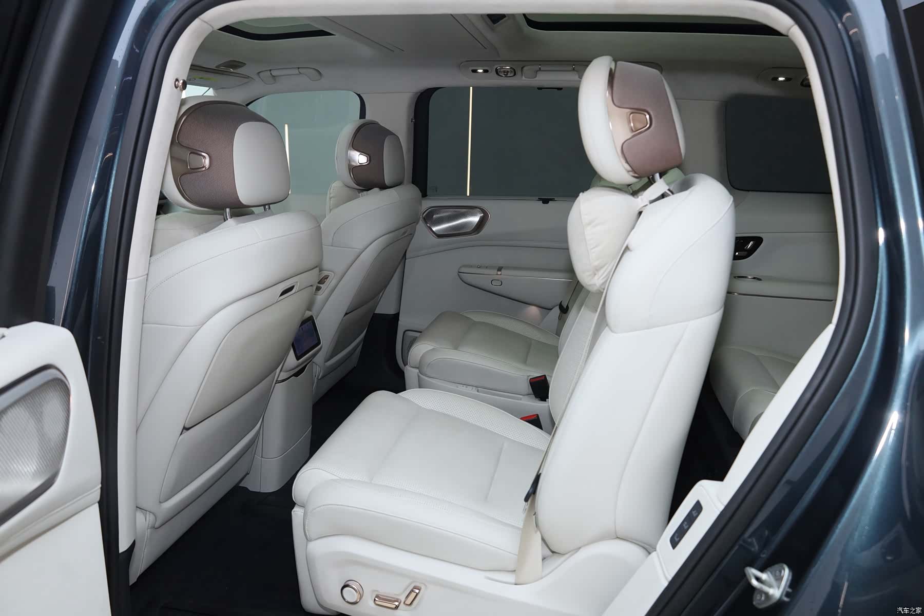 Lynk & Co 02, 2025 18