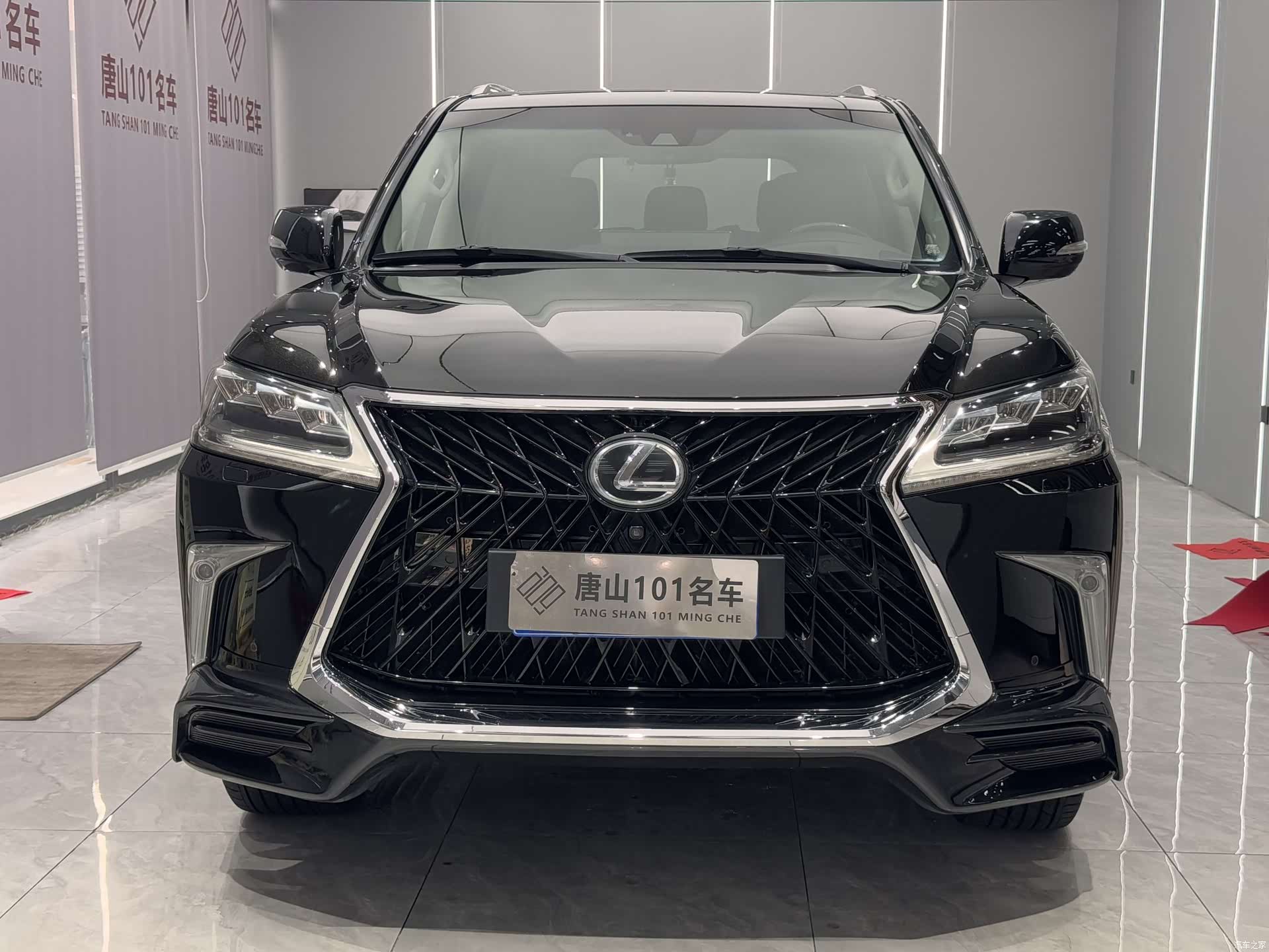Lexus LX, 2017 2