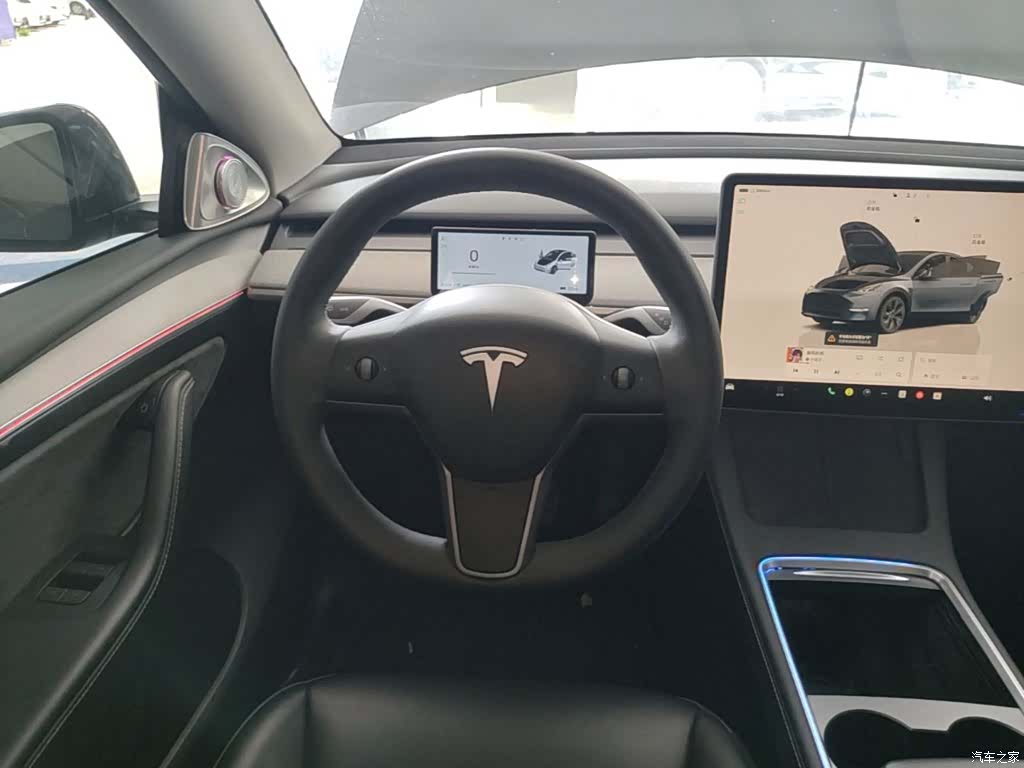 Tesla Model Y, 2024 11