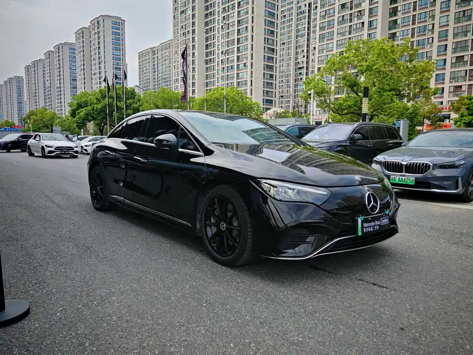 Mercedes-Benz EQE