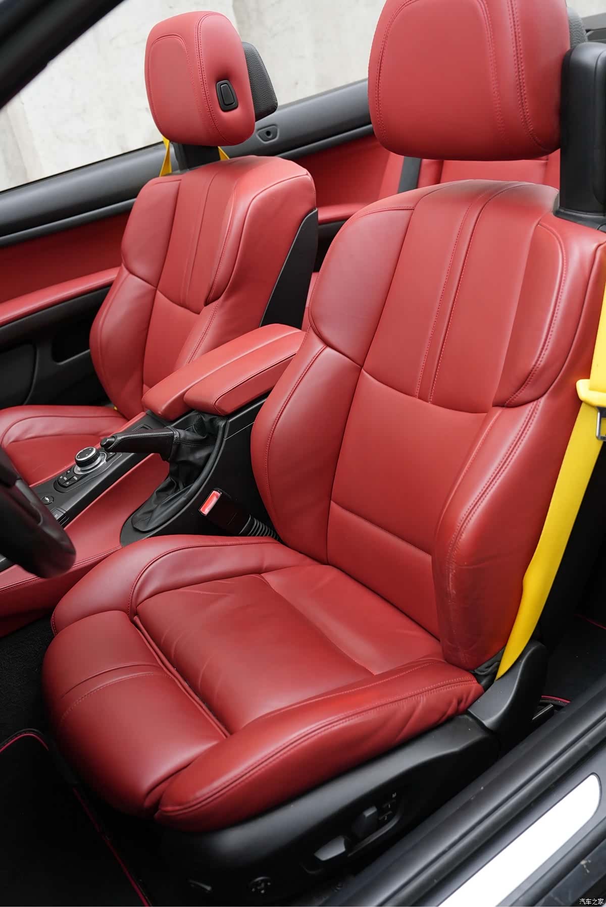 BMW M3, 2010 10