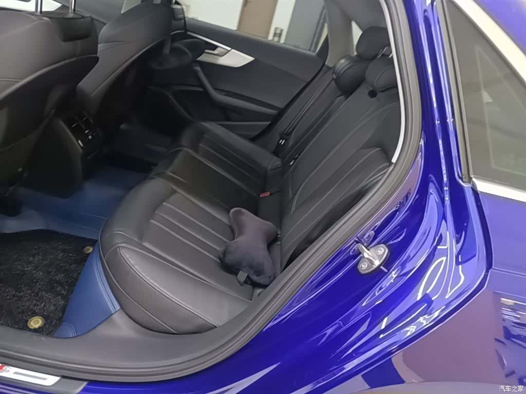 Audi A4L, 2021 17
