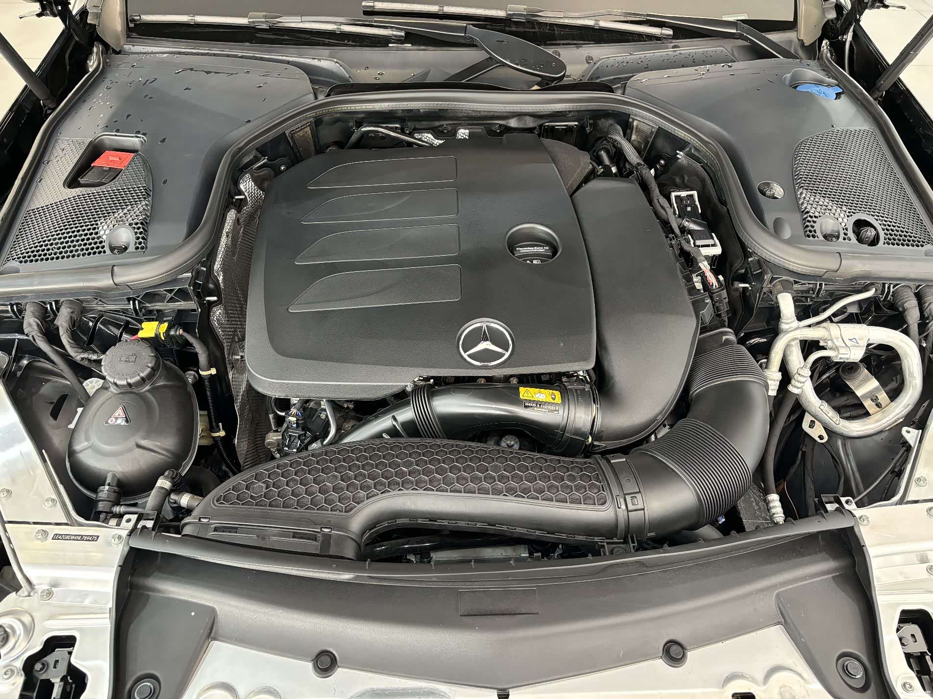 Mercedes-Benz E-Class, 2022 8