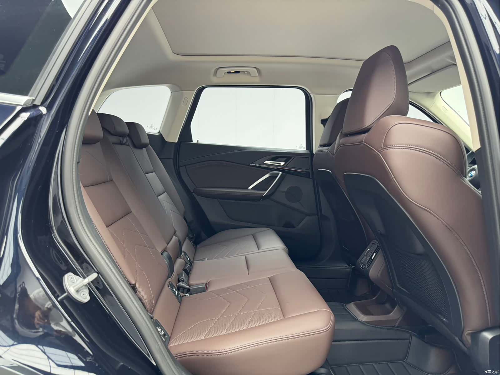 BMW X1, 2023 9