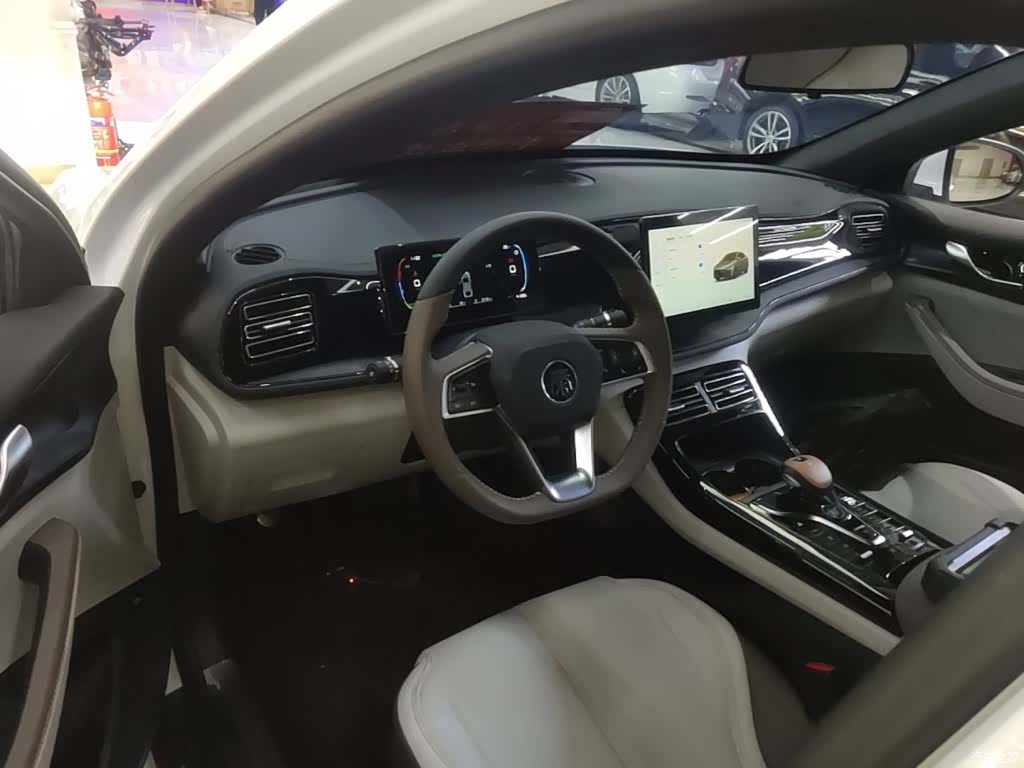 BYD Qin, 2024 10