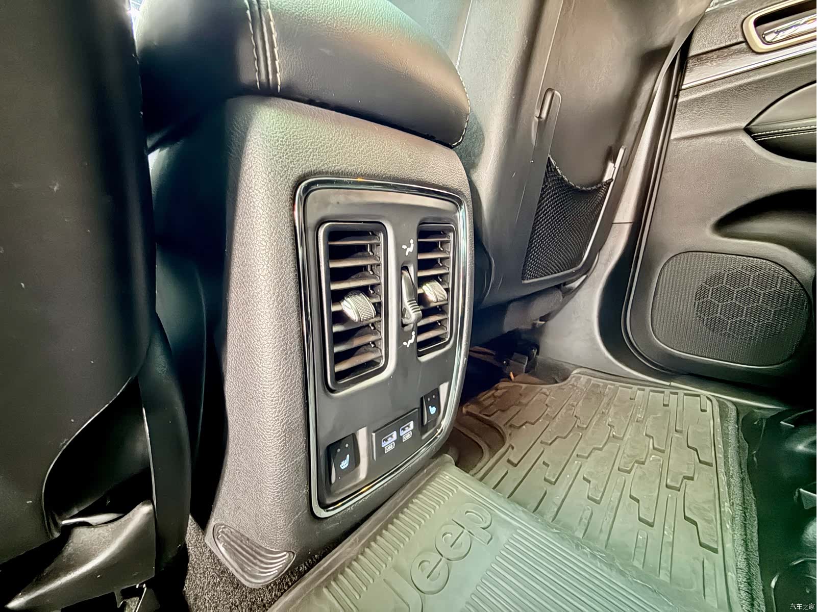 Jeep Grand Cherokee, 2014 11