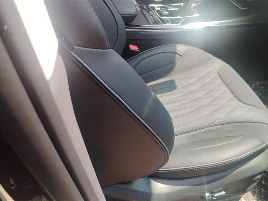 Hongqi HS5 Hongqi HS5