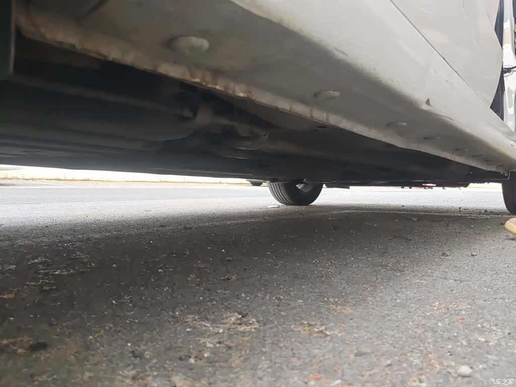 Wuling 310W, 2018 17