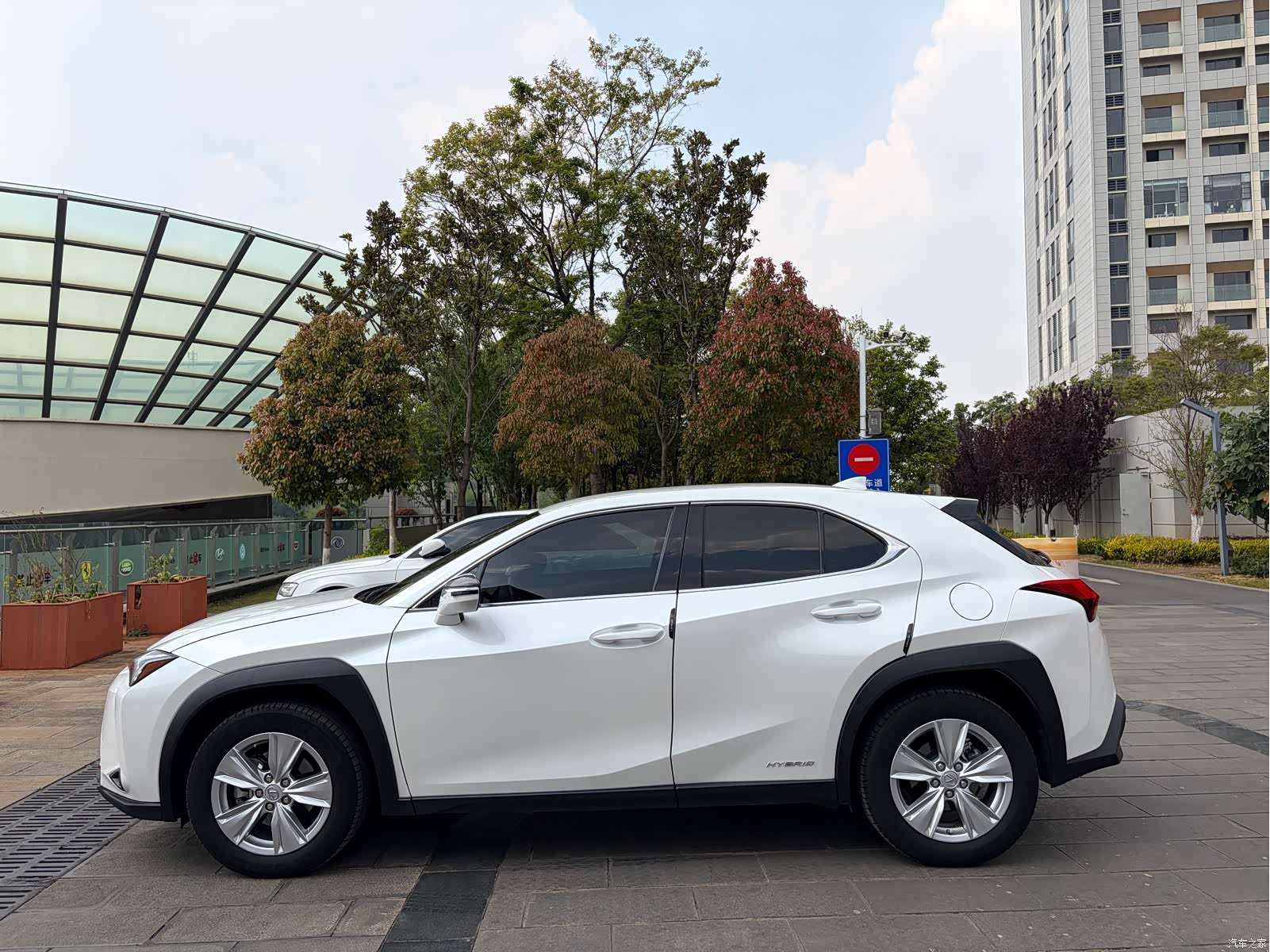 Lexus UX, 2022 8