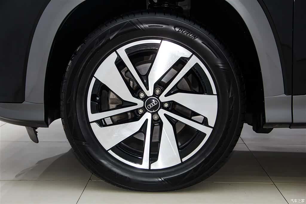 Audi Q6, 2024 9