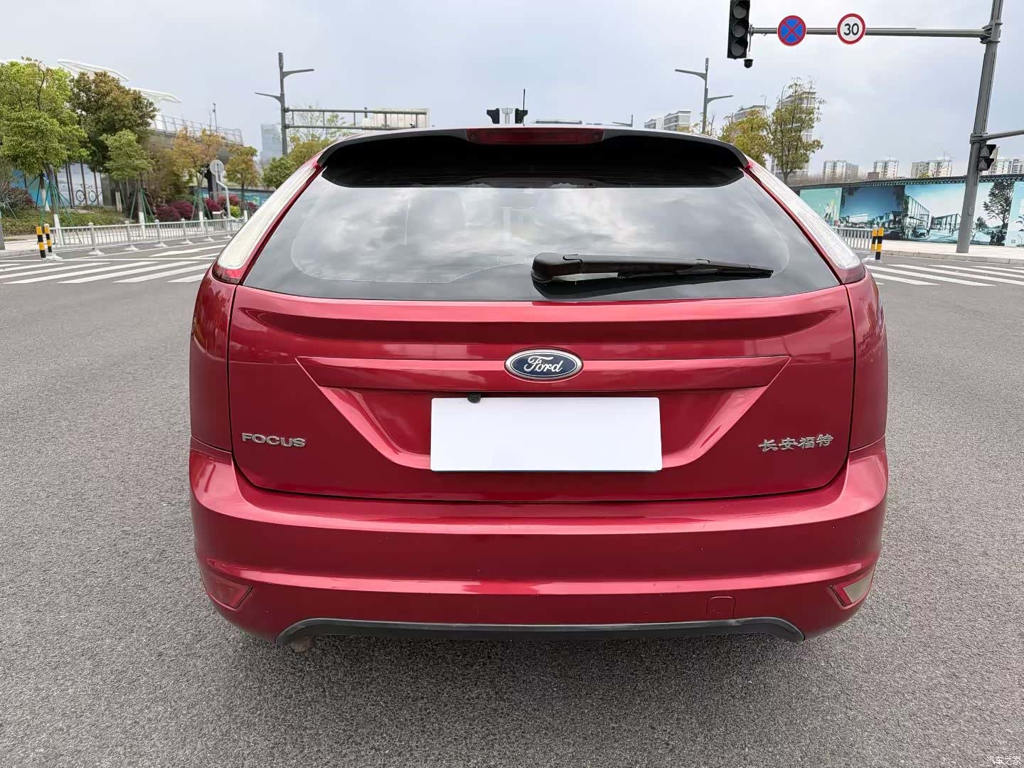Ford Focus, 2014 8