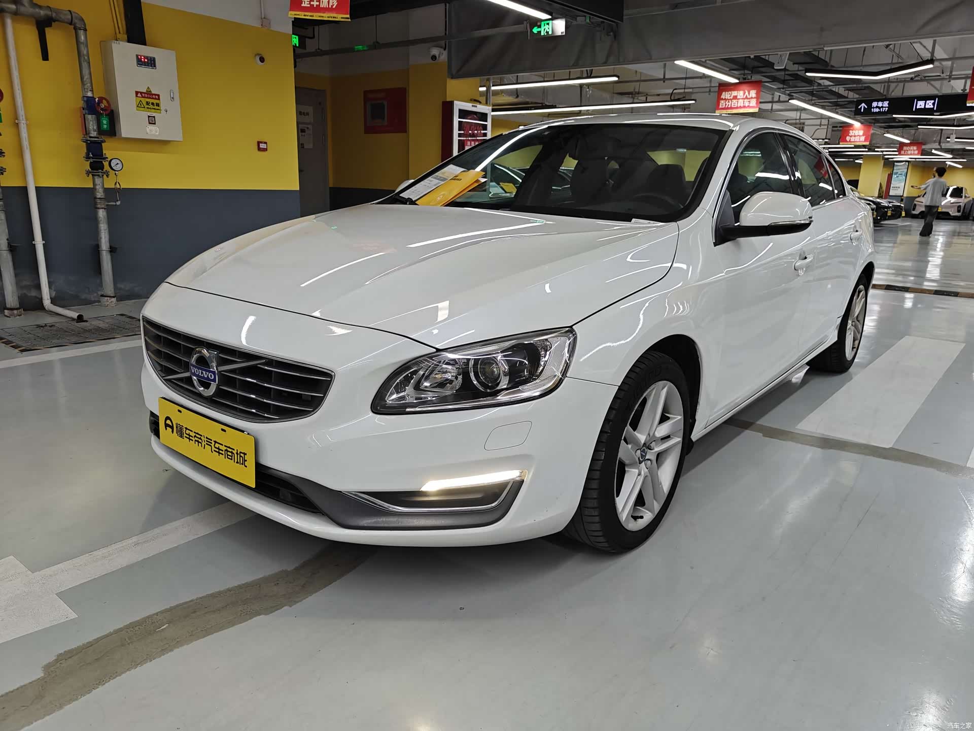 Volvo S60, 2016 3
