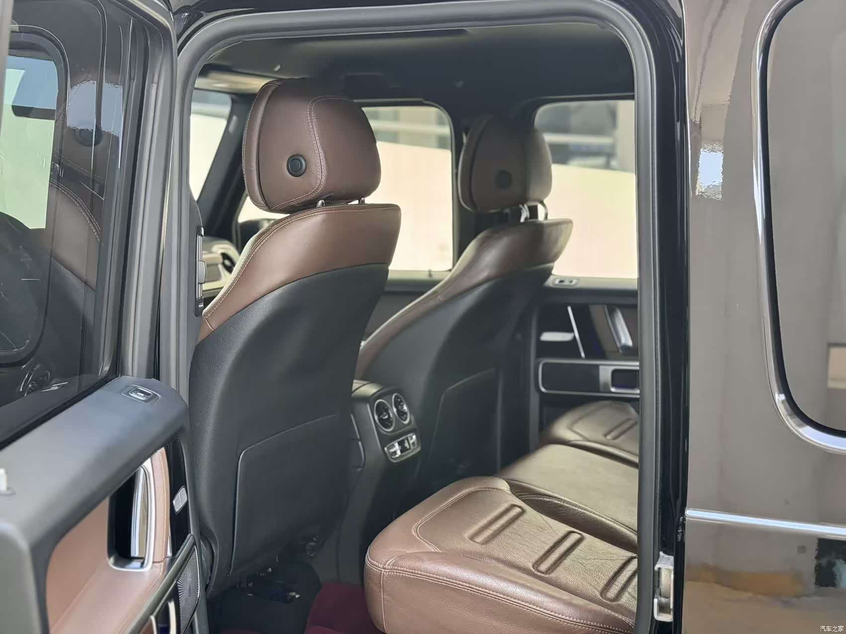 Mercedes-Benz G-Class, 2018 9