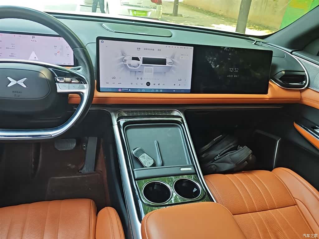 Xpeng G9, 2023 13