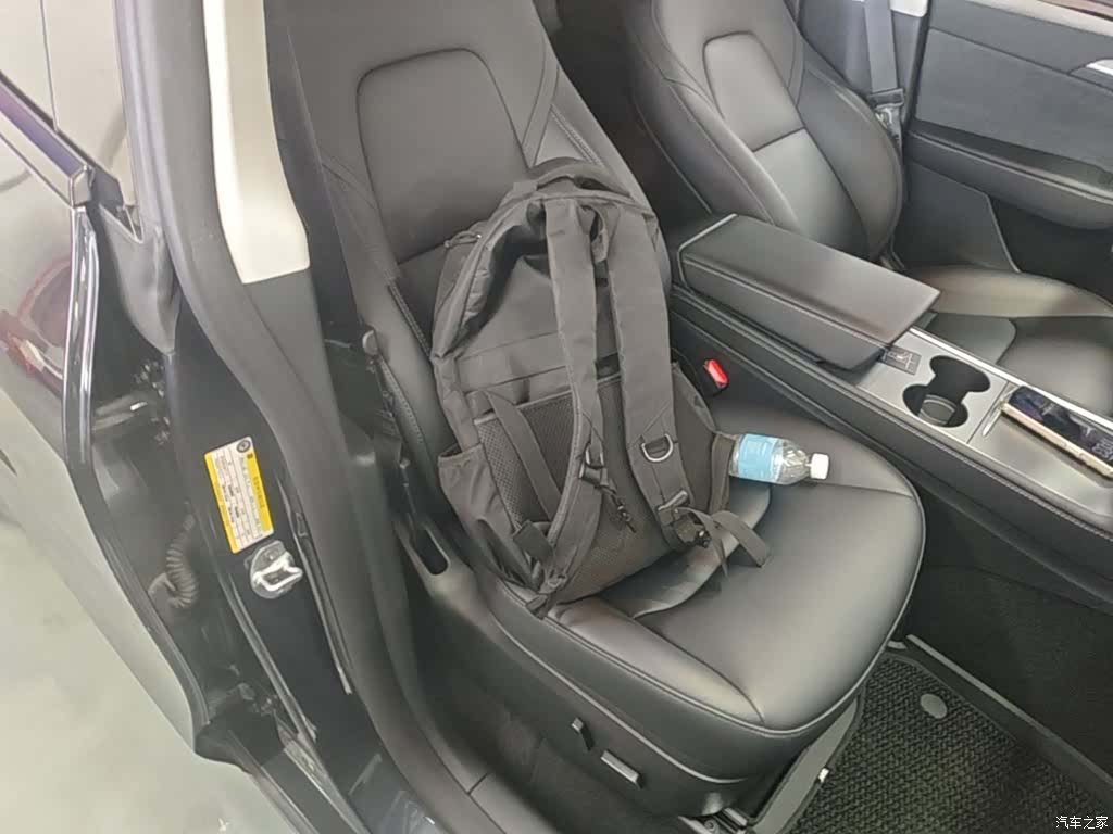 Tesla Model Y, 2024 25