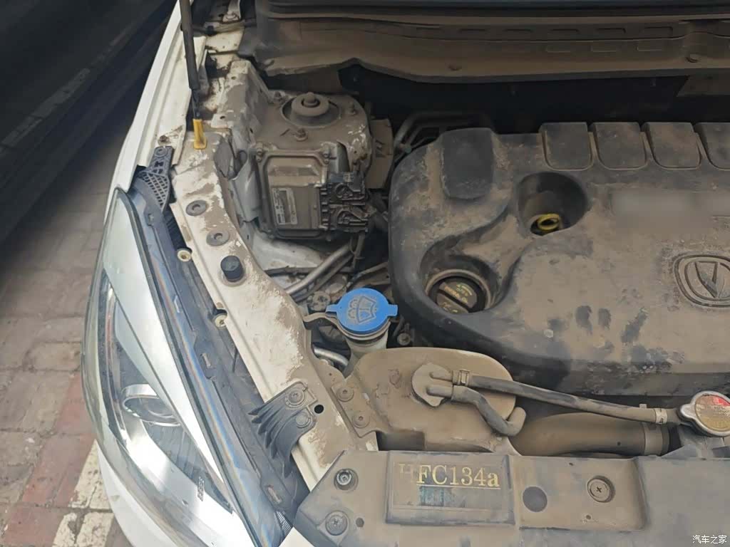 Changan CS35, 2018 21