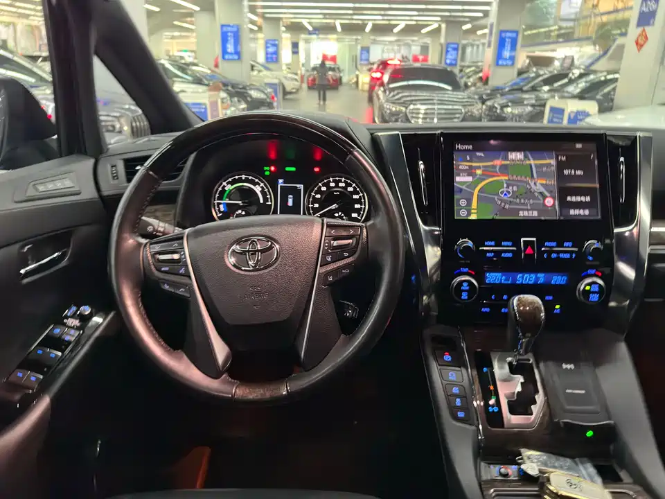 Toyota Elfa Toyota Elfa