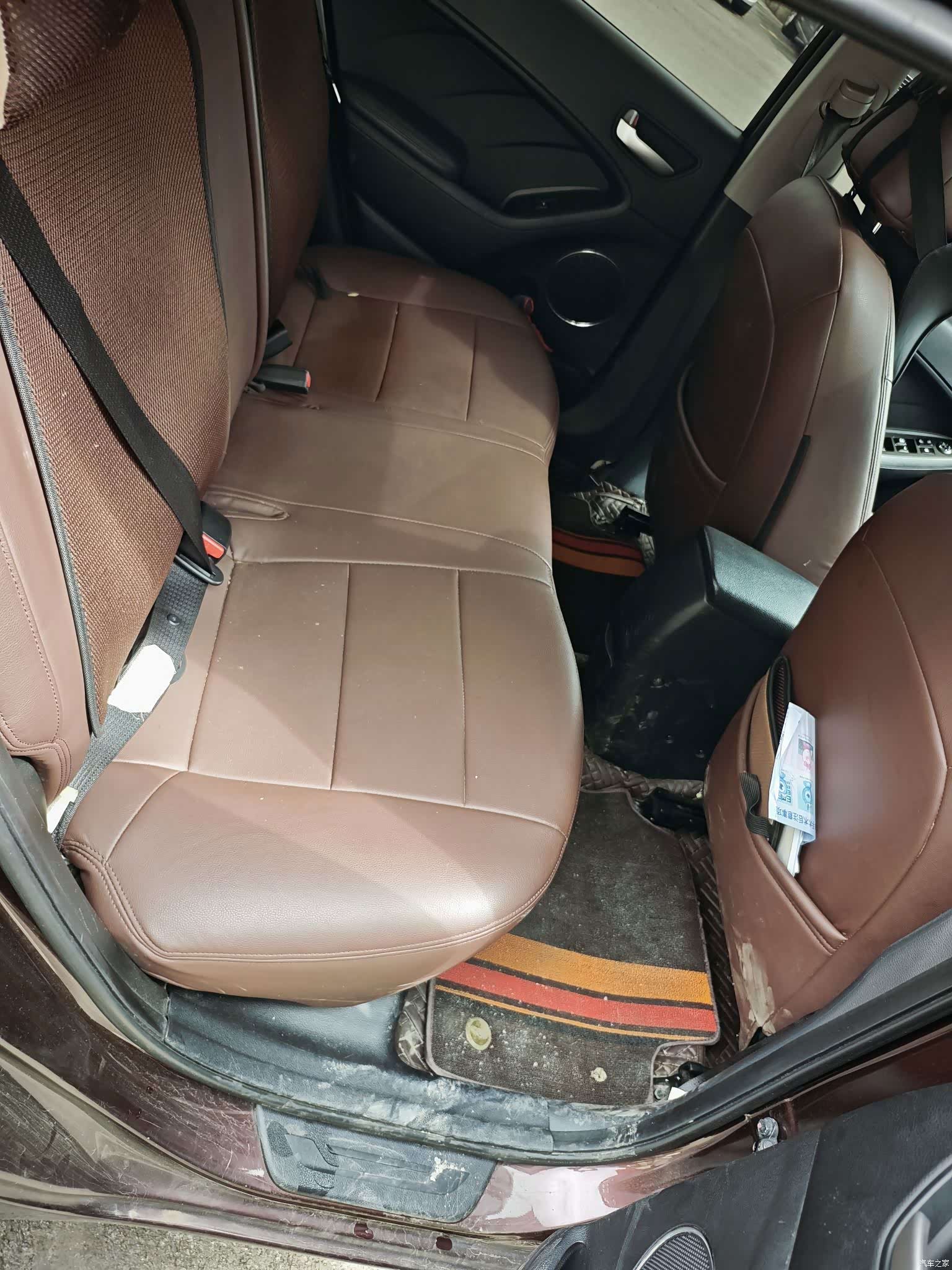 Kia K3, 2013 8