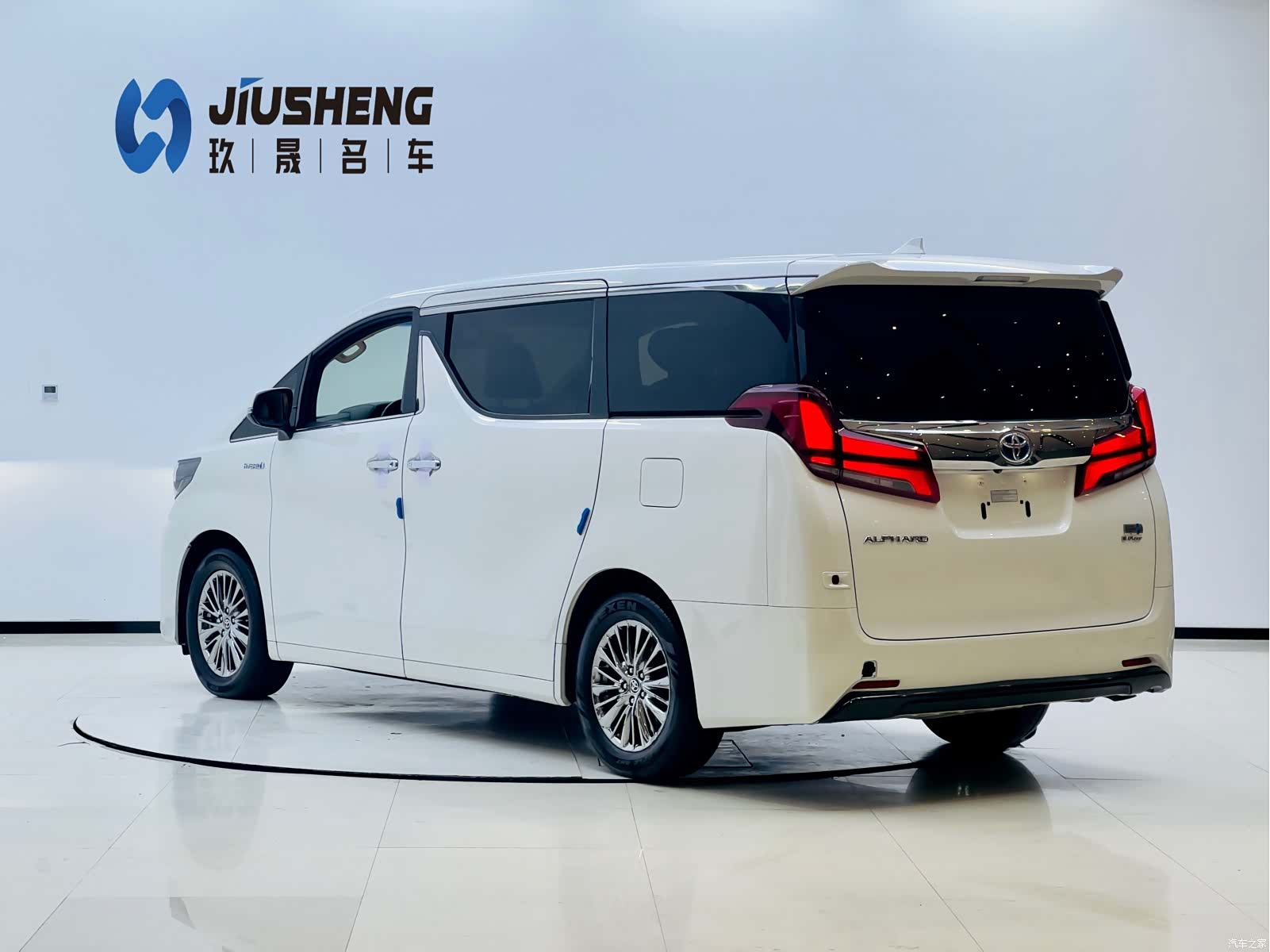 Toyota Alphard, 2021 4
